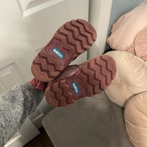 Native Kensington glitter treklite Toddler boots 9